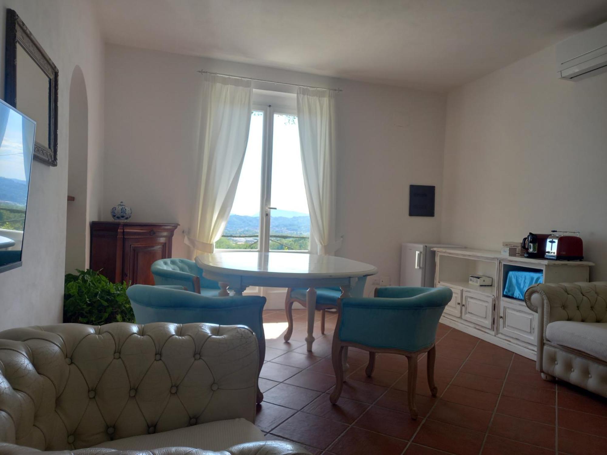 Il Colle Della Brina Hotell Sarzana Eksteriør bilde